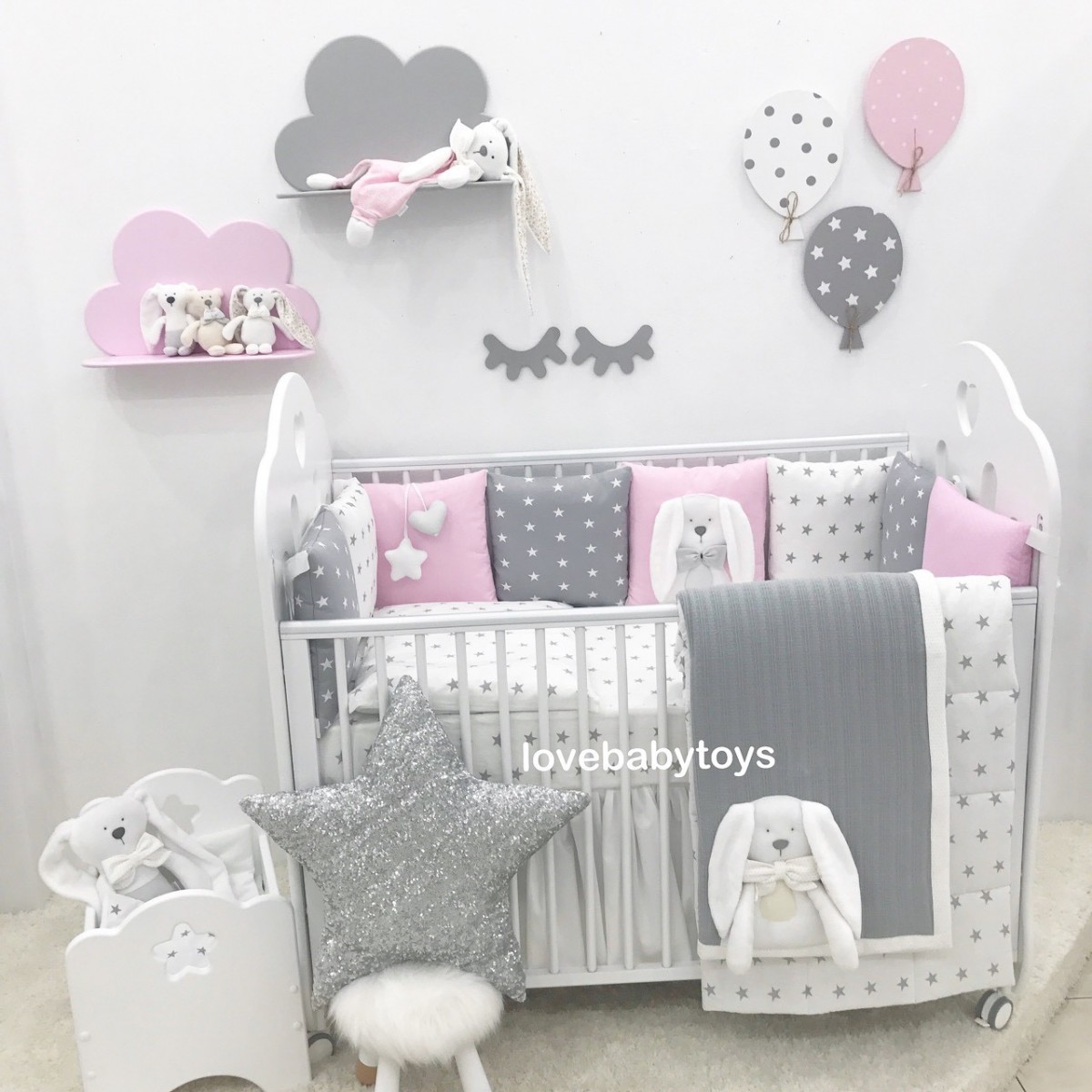 LoveBabyToys Комплект в детскую кроватку с подушечками